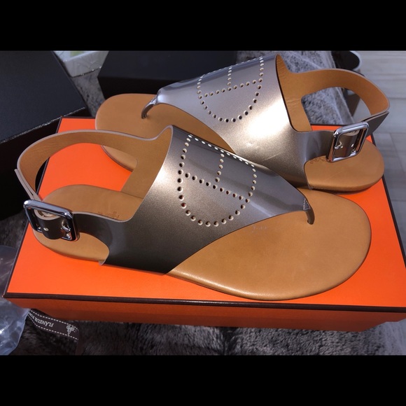 BNIB HERMES 💯 authentic beautiful sandal SOLD! - Picture 8 of 8